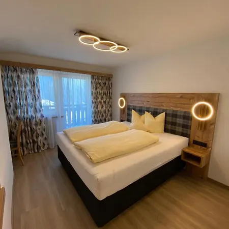 Gasthof Berghof Guest house Hippach