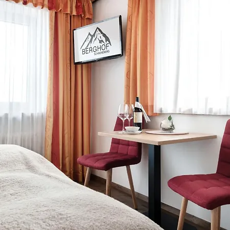 Gasthof Berghof Guest house Hippach