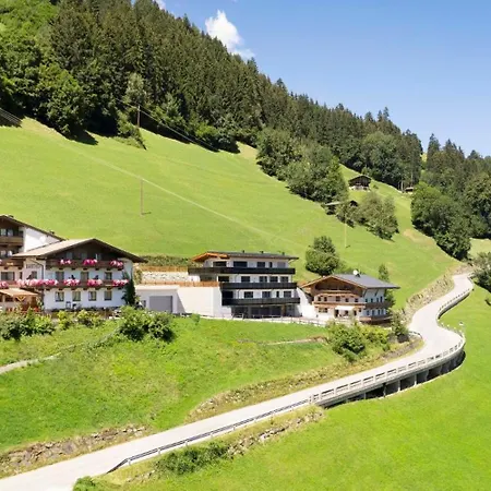 Gasthof Berghof 2*