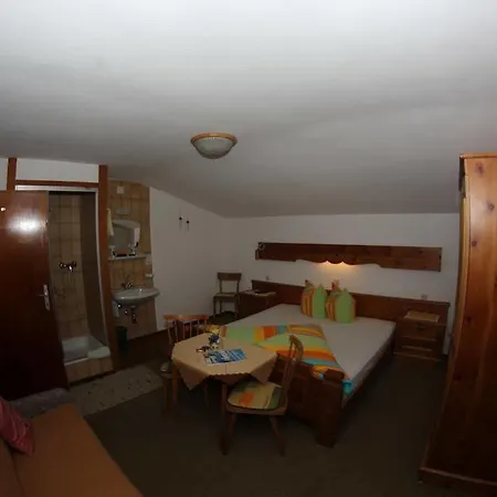 بيت ضيافة Berghof هيباخ