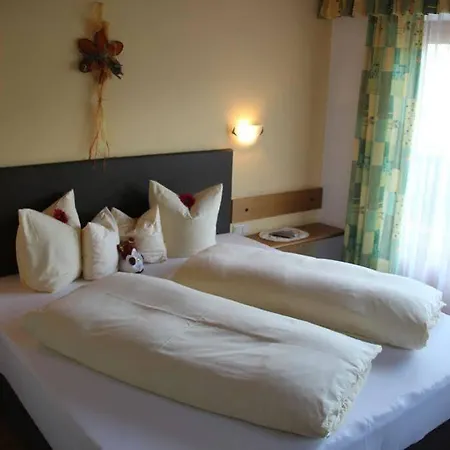 Gasthof Berghof 2*