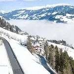 Berghof 2* هيباخ